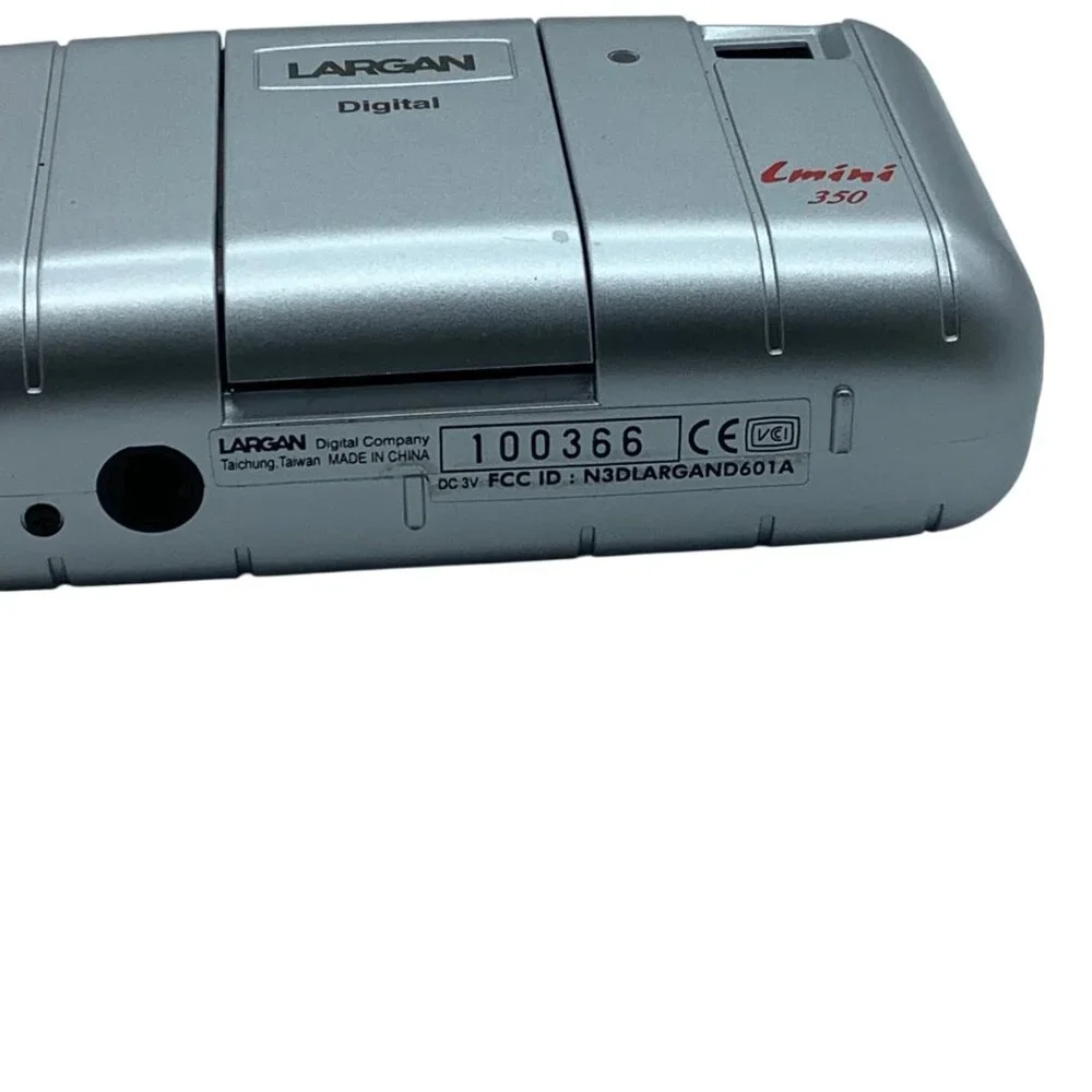 Vtg Largan Lmini 350‎ Digital Camera Silver 640x480 Resolution Flip Flash Y2K